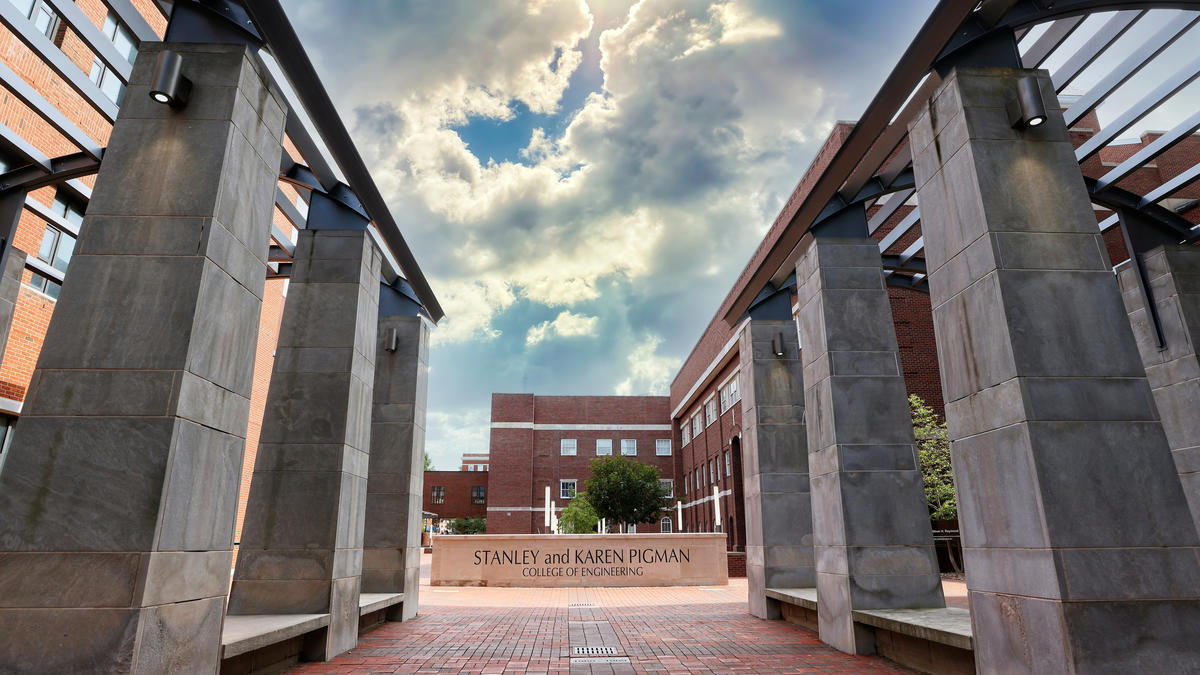 Exterior image of the Teague Engineering Courtyard 